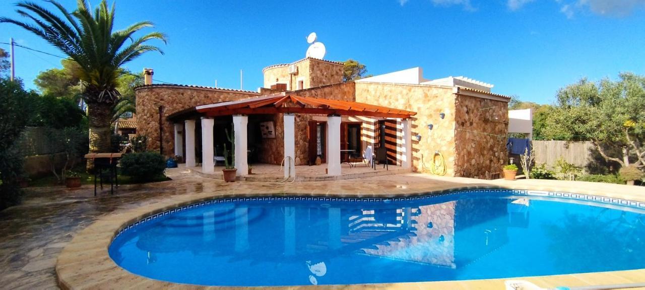 Villa Sanchez In Strandnahe Mit Pool, Jacuzzi, Klima, Wifi, Gas Bbq Santanyi Ngoại thất bức ảnh